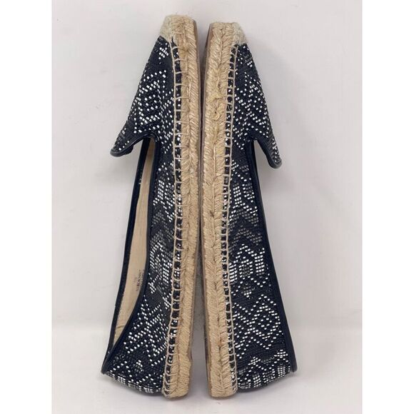 Nine West NWBeachinit Espadrille Flats 11M Black & White Pattern Textile Upper - Picture 4 of 8